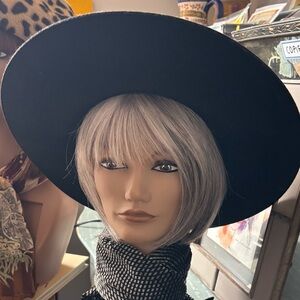 Hat Goorin Bros Black Wool WIDE BRIM DOME Made in USA - EUC - Medium